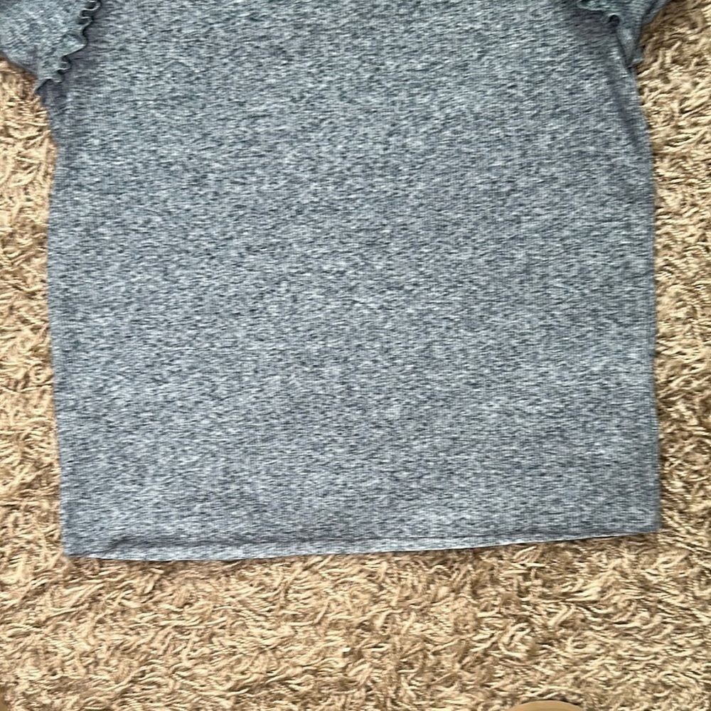 Chaser Blue Short Sleeve Knit Ruff Edge‎ Hem Tee with Puff Sleeves Size Medium - Picture 3 of 7